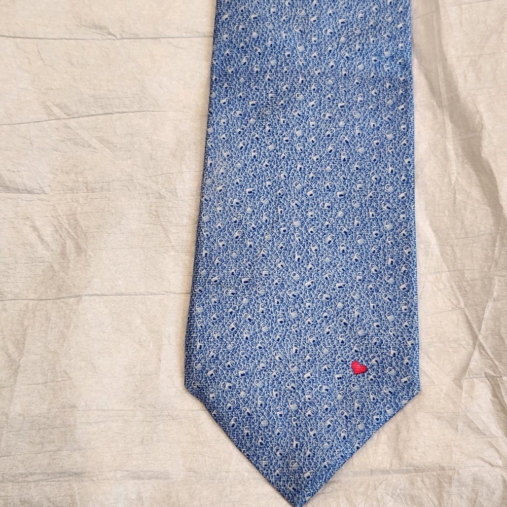 BVLGARI Italy 100% Silk Blue Padlock Heart Print Luxury Men's Tie 3.75" Bulgari